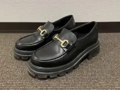 【匿名配送】GU ジーユー ボリュームソールビットローファー　黒 Mサイズ