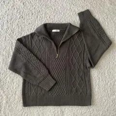 ダークブラウン