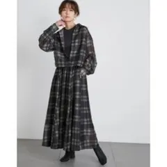 新品未使用【emmi atelier】Shirt付ドッキングワンピース