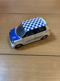 Item thumbnail for item 8bc10e14-6a83-4a33-b76a-8f957430618e