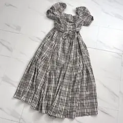 Her lip to Alizee Off-Shoulder Dress