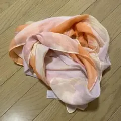 オレンジと黄色系のチェック柄ストール