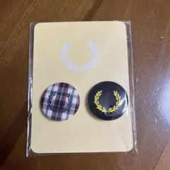 FRED PERRY バッジ 2個セット
