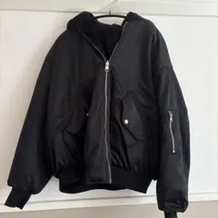 3-5回ほど着用しました ゆったりしていて、厚手のニットも着て頂けると思います