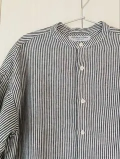 アーバンリアーチ　フォーク＆スプーン　フレンチリネンバンドカラー ロングシャツ