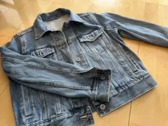 ライトブルーデニムジャケット　GU