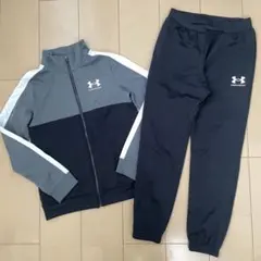 【未使用】150 アンダーアーマー 裏起毛　ジャージ上下　子供　スポーツ