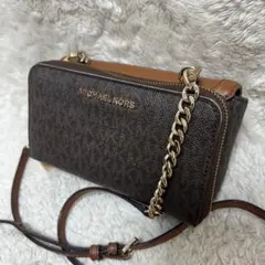 良品✨マイケルコース　チェーン　ショルダーバッグ　財布　一体型　総柄　ロゴのサムネイル