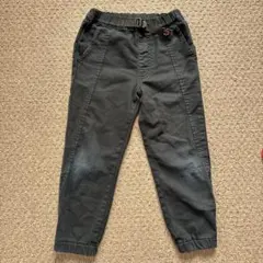 黒のカジュアル長ズボン 120