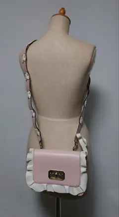RED VALENTINO チェーンショルダーバッグ フラワーパズル イエロー 