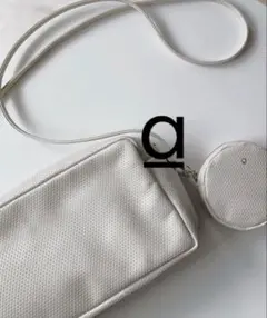 a アー ショルダーバッグミニ