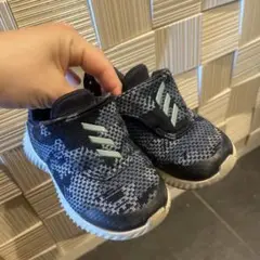 adidas キッズシューズ ネイビー　12cm
