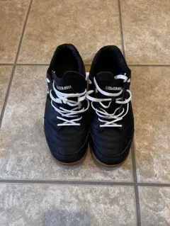 ルースイソンブラ　フットサルシューズ　26.5
