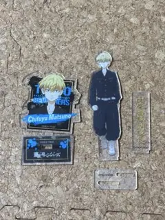 東京リベンジャーズ 千冬アクスタ2個、スマホリング