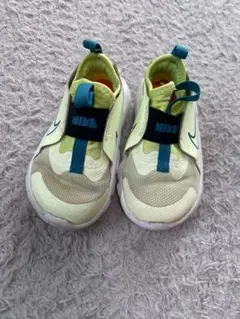 NIKE スリッポンシューズ イエロー