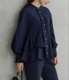新品】ソージュ チェーン柄ボウタイブラウス - メルカリ