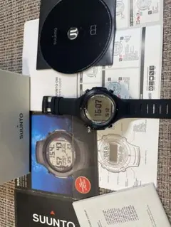 SUUNTO D6i ダイブコンピュータ バッテリーおよびストラップ交換済