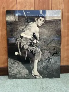 三島由紀夫 写真パネル 1969 篠山紀信 男の死 古い木製写真パネル 展覧会 レア 三島由紀夫 展覧会 写真パネル 1969 篠山紀信 男の死 古い木製