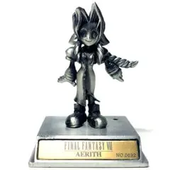x*i様 ★レア・美品・3000限定★エアリス・ゲインズブール FF7 クロームのサムネイル