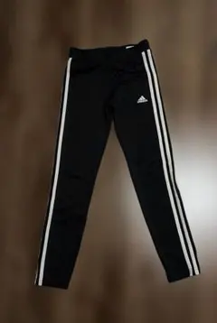 adidas レギンス　150 黒のサムネイル