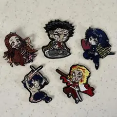 高品質！鬼滅の刃　刺繍アイロンワッペン　ねずこ　義勇など　おまとも買い得5枚