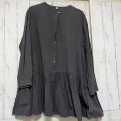 グレー 長袖ボタン付きチュニック