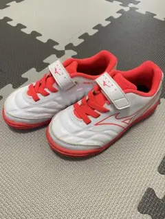 【値下げしました】Mizunoサッカーシューズ17cm