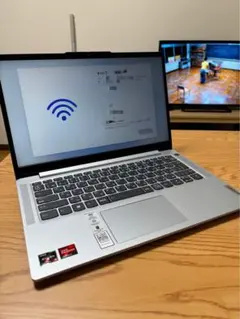 Lenovo ノートPC シルバー 使用感あり