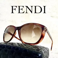 極美品　FENDI　サングラス　FS5219　ブラウンレンズ　べっ甲柄フレームのサムネイル