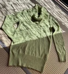 春用　ライトグリーン タートルニットセーター　　Lサイズ