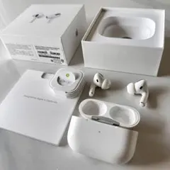 ジャンク品】Apple AirPods Pro 第2世代 Lightning - メルカリ
