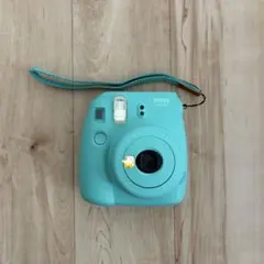 【美品】FUJIFILM instax mini 8+ チェキ　ミントグリーン