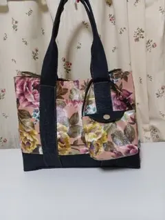 Item thumbnail for item 3ff3e8b3-4bbc-4f7f-971b-494b0437a6ba