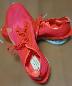 未使用 Nike 26cm ヴェイパーフライネクスト％4 HF6414-600