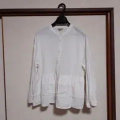 サマンサモスモス　裾フリルブラウス