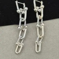 Item thumbnail for item 5b5d7fdc-5c0d-4330-8aa6-a8b6e67b671f