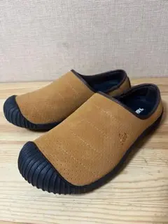 Item thumbnail for item 377cc8d8-5dc7-47dc-b78b-f4f1f573b874