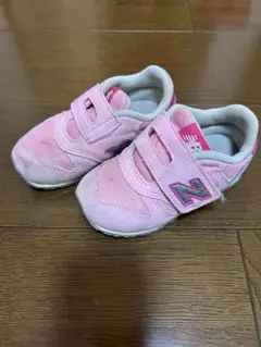 New Balance ピンク スニーカー　14.5㎝