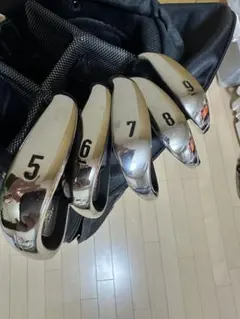 Item thumbnail for item 400ea841-ac16-42fb-b7ed-bb89026869d7