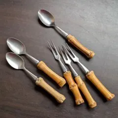 Item thumbnail for item aa69bd2c-80f5-4bc3-893c-7a98f176590f