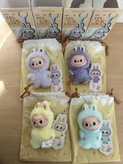 PIN FOR LOVE イニシャルラブブ ぬいぐるみペンダント4体セット