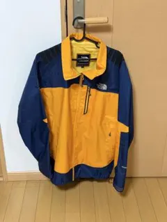 ノースフェイス　マウンテンパーカー