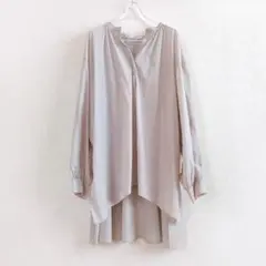 【emmi atelier】シアーシャツブラウスのサムネイル