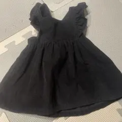 黒いコーデュロイワンピース