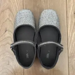 ZARA グリッターシルバー バレエシューズ27（16.9㌢）