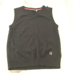 超美品！BeBe 黒 Vネック ノースリーブベスト 120 ニット