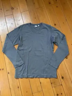 UNIQLO Vネック 長袖カットソー Sサイズ