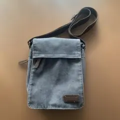 Item thumbnail for item 1084cd47-0494-4b6d-b50b-a8876b966550