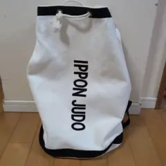 Item thumbnail for item ca08e3b9-c13a-4a09-bcef-e480be5bb5ce