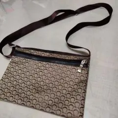 ショルダーバッグ